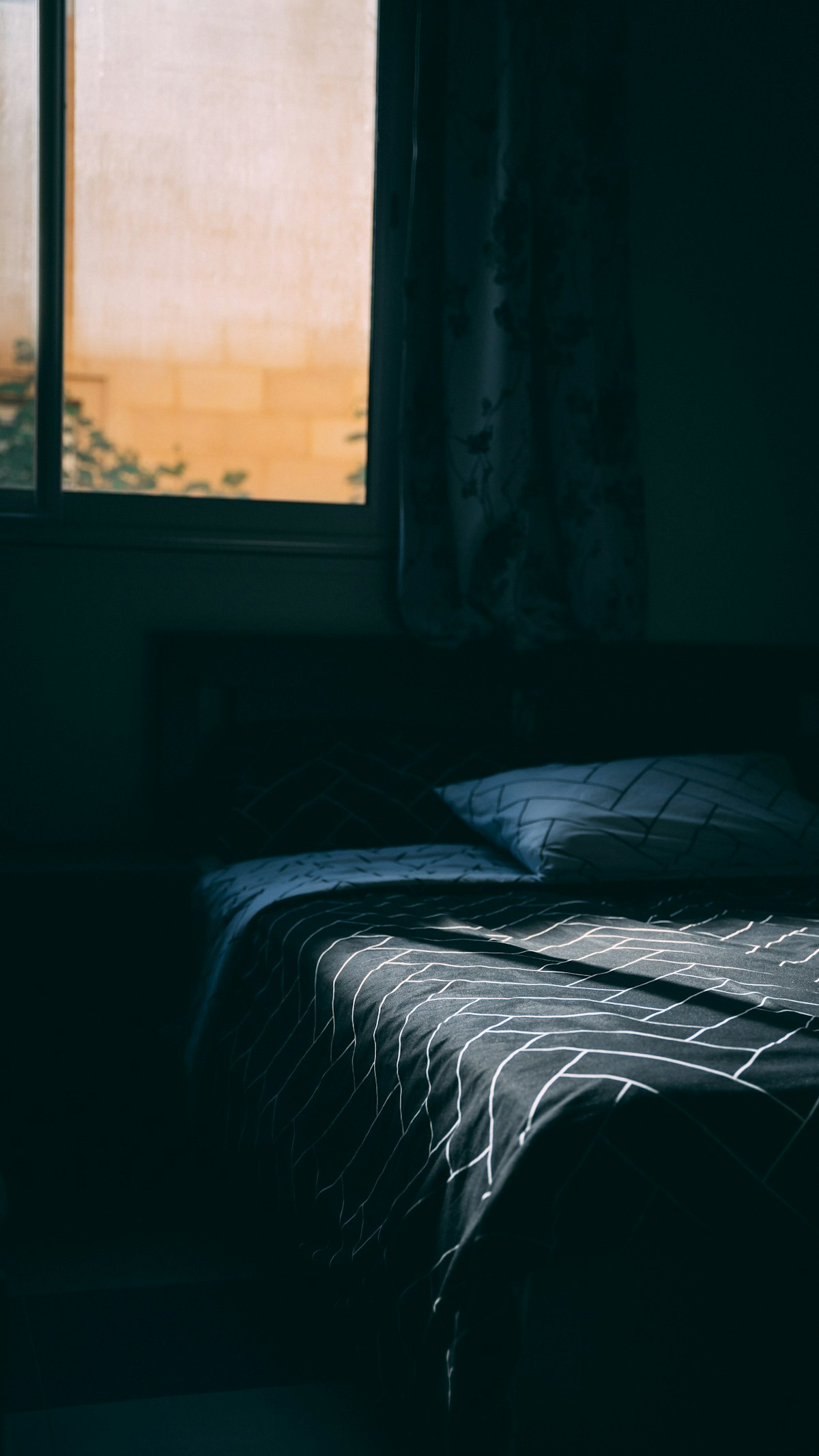 7 Bedroom Sleep Mistakes That Keep You Awake at Night