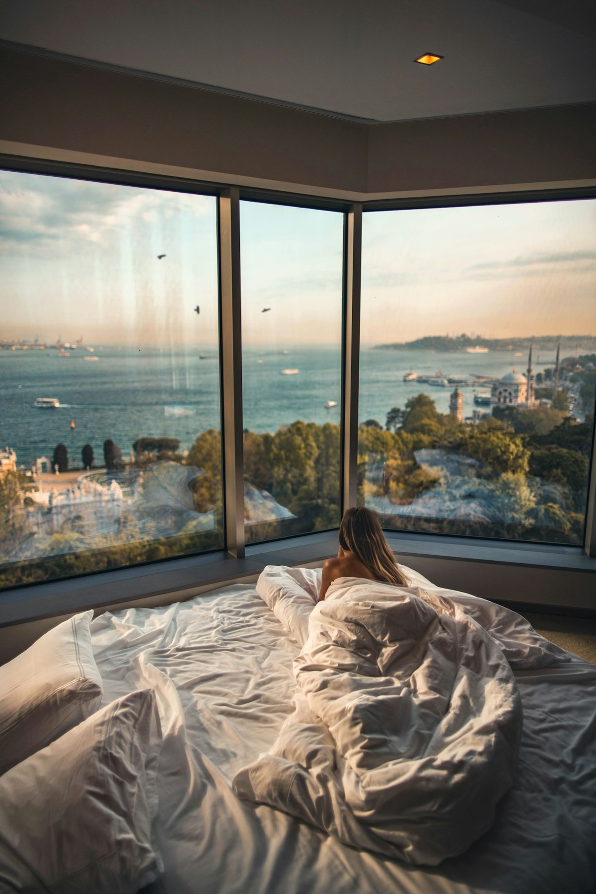 Sleep-themed photo for hotel day sleep tips for traveling nurses