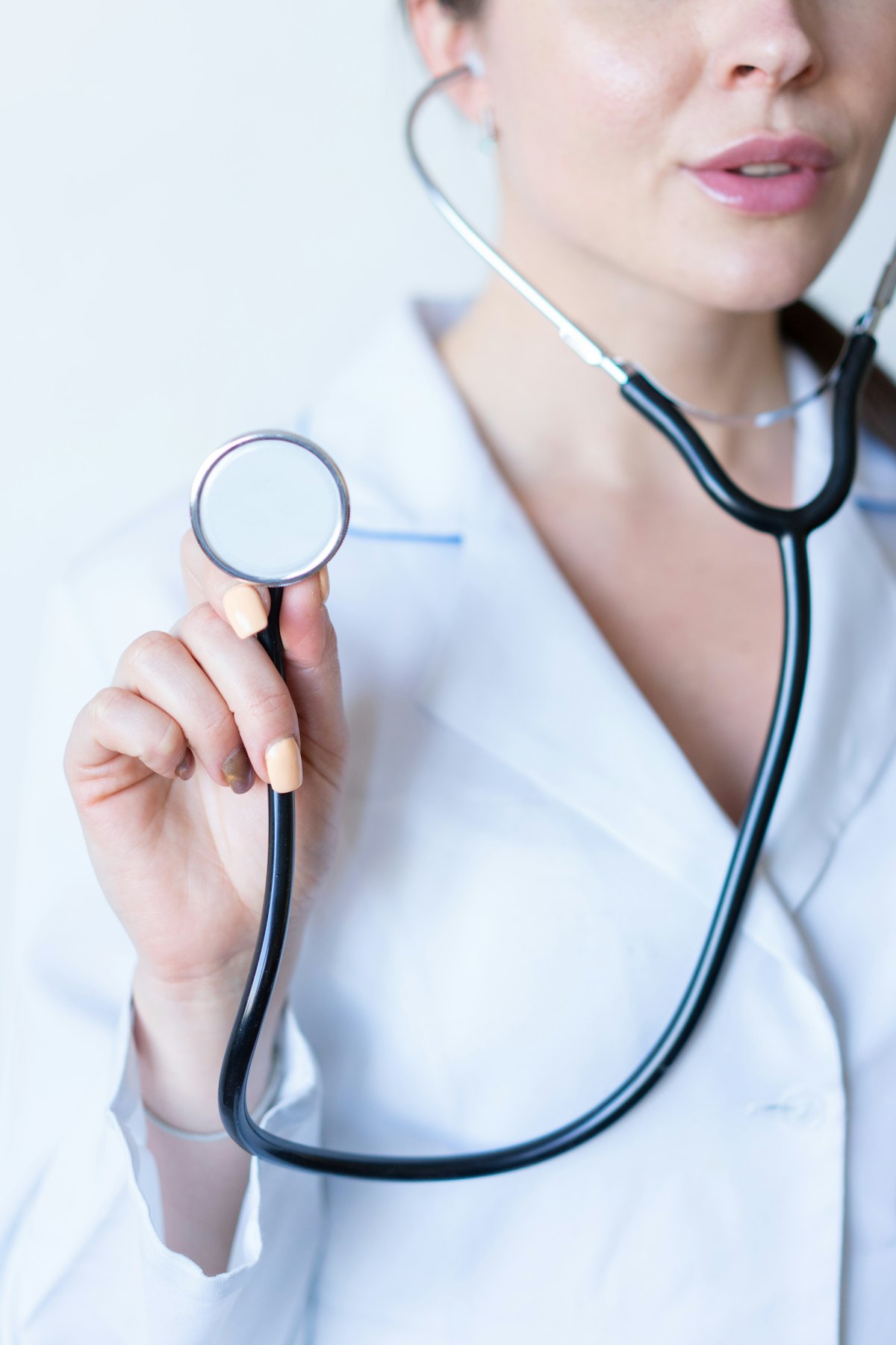 doctor - a Sleep, Finally guide to Sleep Study: What to Expect, Lab or Home